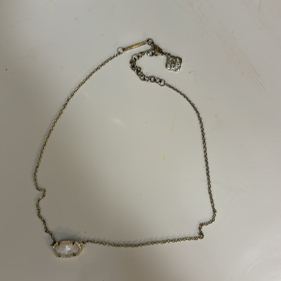 Kendra Scott mini pendant necklace - Picture 3 of 3